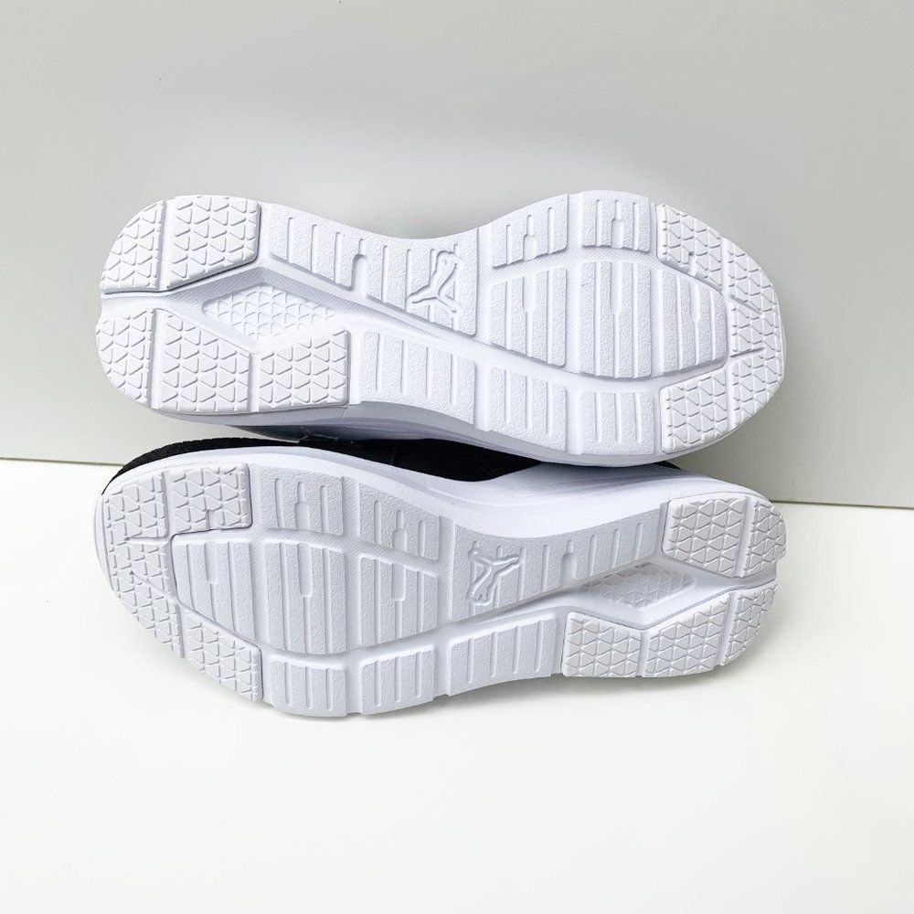 Puma Essential Black Comfort Slip On Sneaker Shoes Size 5Y / 6.5-7 Women - Picture 6 of 13